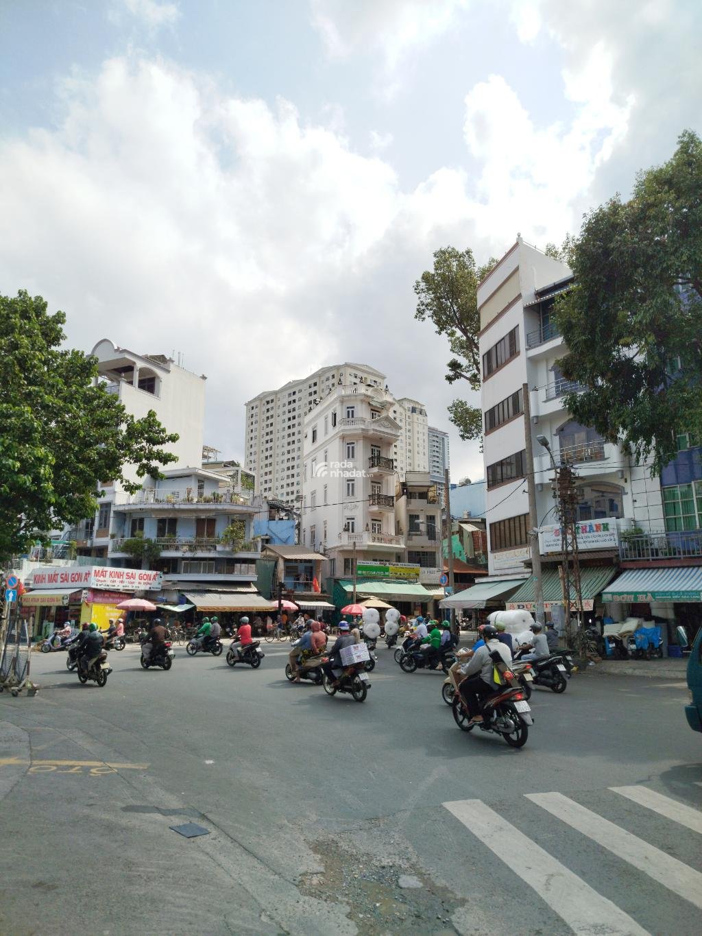 NHÀ MẶT TIỀN THUẬN KIỀU - 4 TẦNG - NGAY TRUNG TÂM Q.11 - ĐANG CHO THUÊ 35 TRiỆU/TH