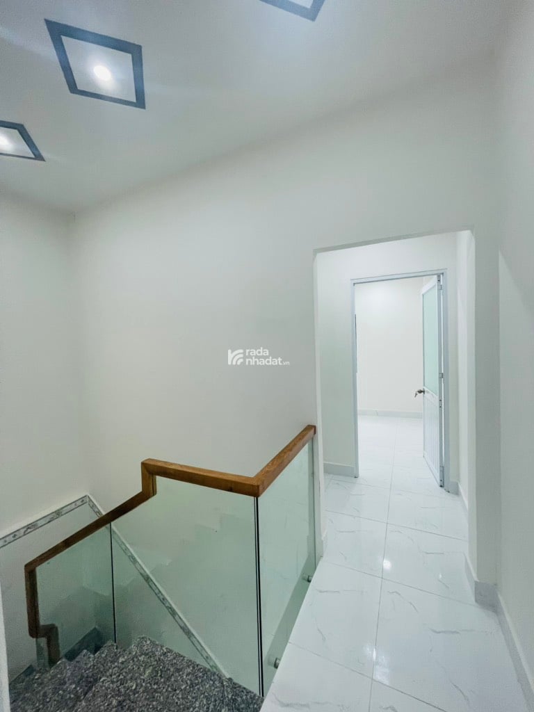 40m2 HXH thông BÙI THỊ XUÂN LÊ VĂN SỸ, đúc BTCT 4ty6