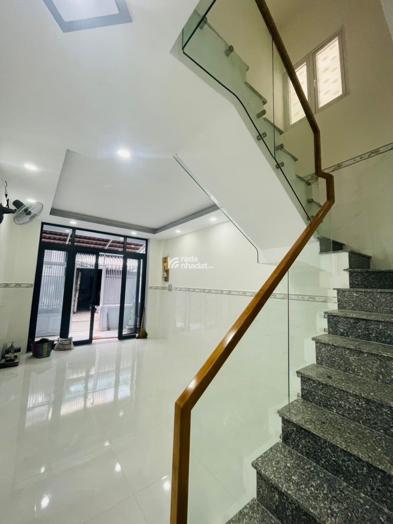 40m2 HXH thông BÙI THỊ XUÂN LÊ VĂN SỸ, đúc BTCT 4ty6