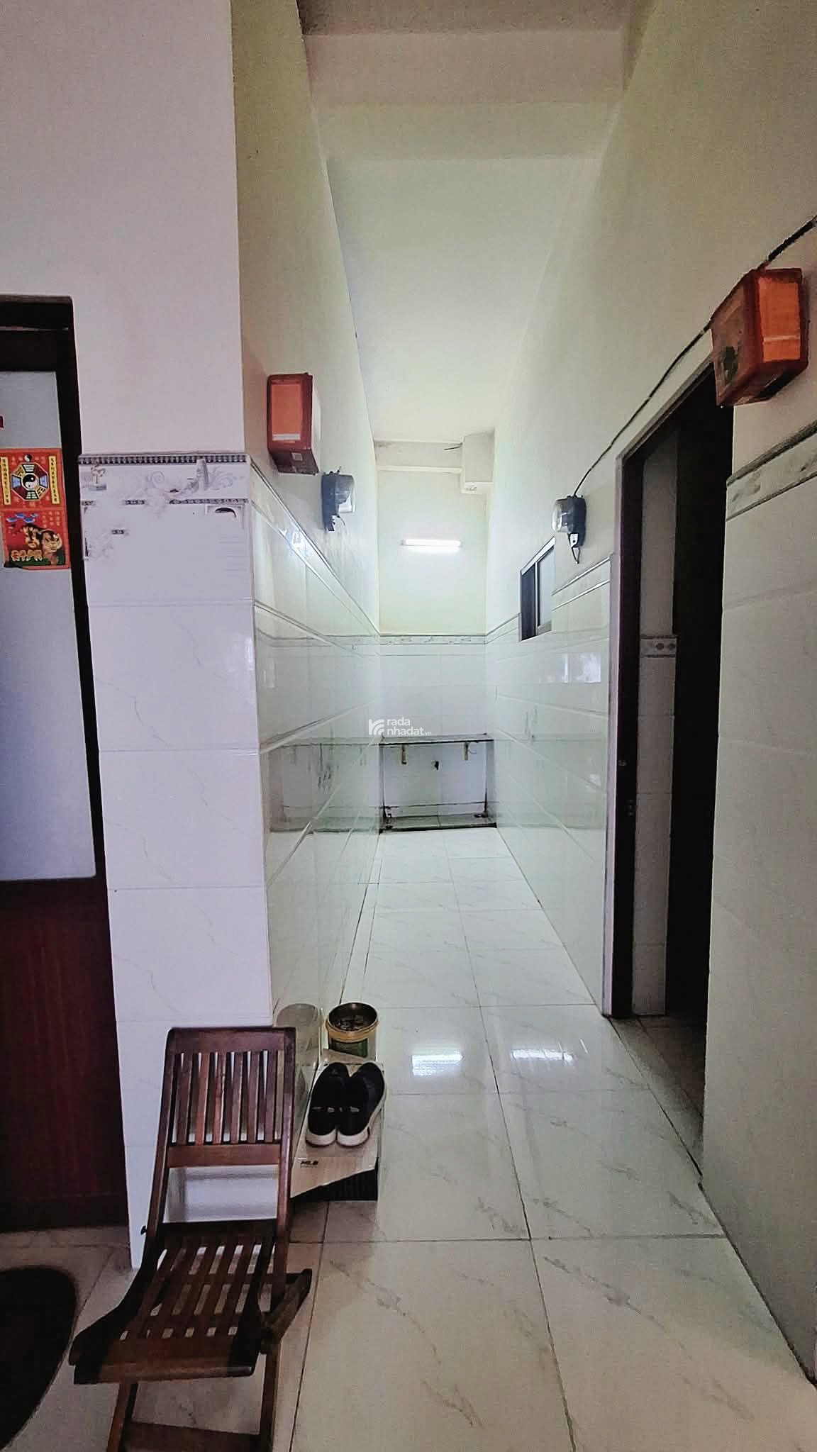 Chủ cần bán Gấp CHDV , Phạm thế Hiển, P6, Quận 8, 118m2, 11 phòng, Chỉ 8,99 tỷ