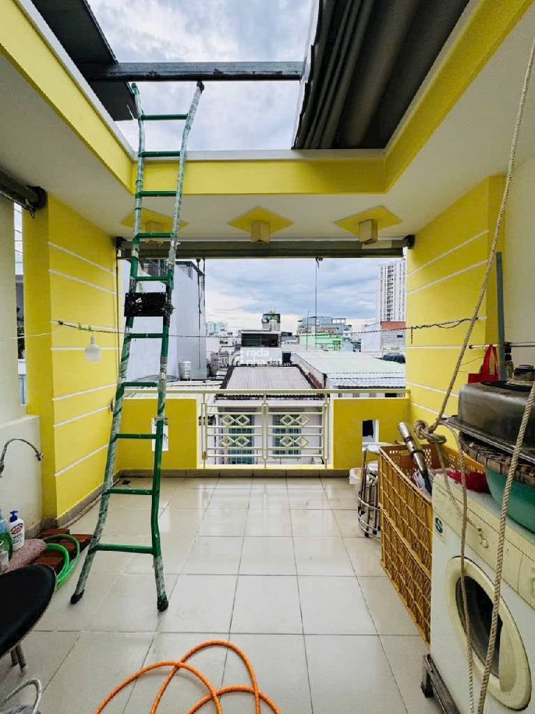 BÁN NHÀ BÙI TƯ TOÀN BÌNH TÂN 40M2 4.X TỶ 3 TẦNG 3PN ĐƯỜNG 6M Ô TÔ ĐỖ CỬA  