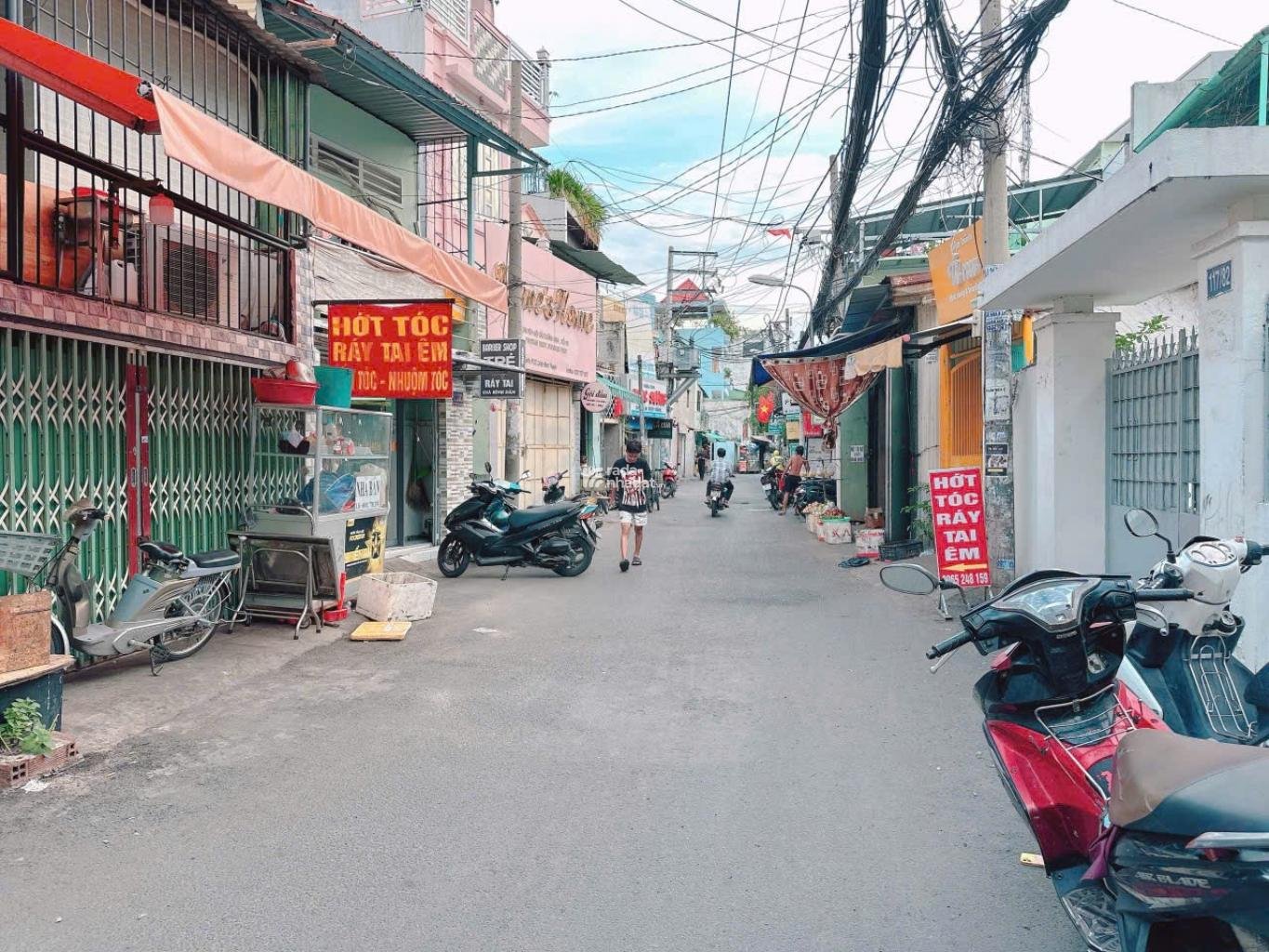NGAY LANDMARK 81, ĐIỆN BIÊN PHỦ, BÌNH THẠNH, 21M2 TIỆN XÂY. GIẢM 350TR CHỈ CÒN 3.5T TL 