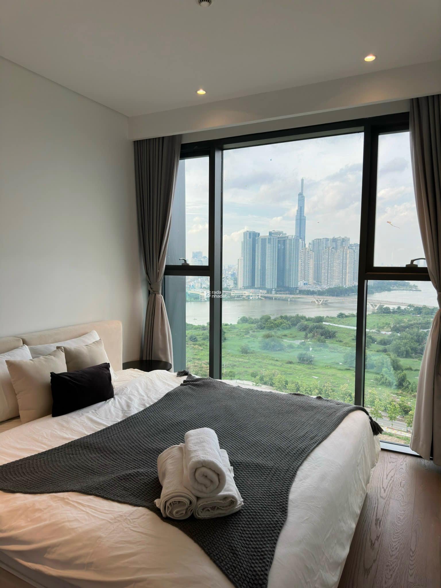 CẬP NHẬT NHANH 100 CHUYỂN NHƯỢNG - 3/2025 - ĐA DẠNG TẦNG VIEW - THÔNG TIN THẬT - GIÁ TỐT -THE OPERA