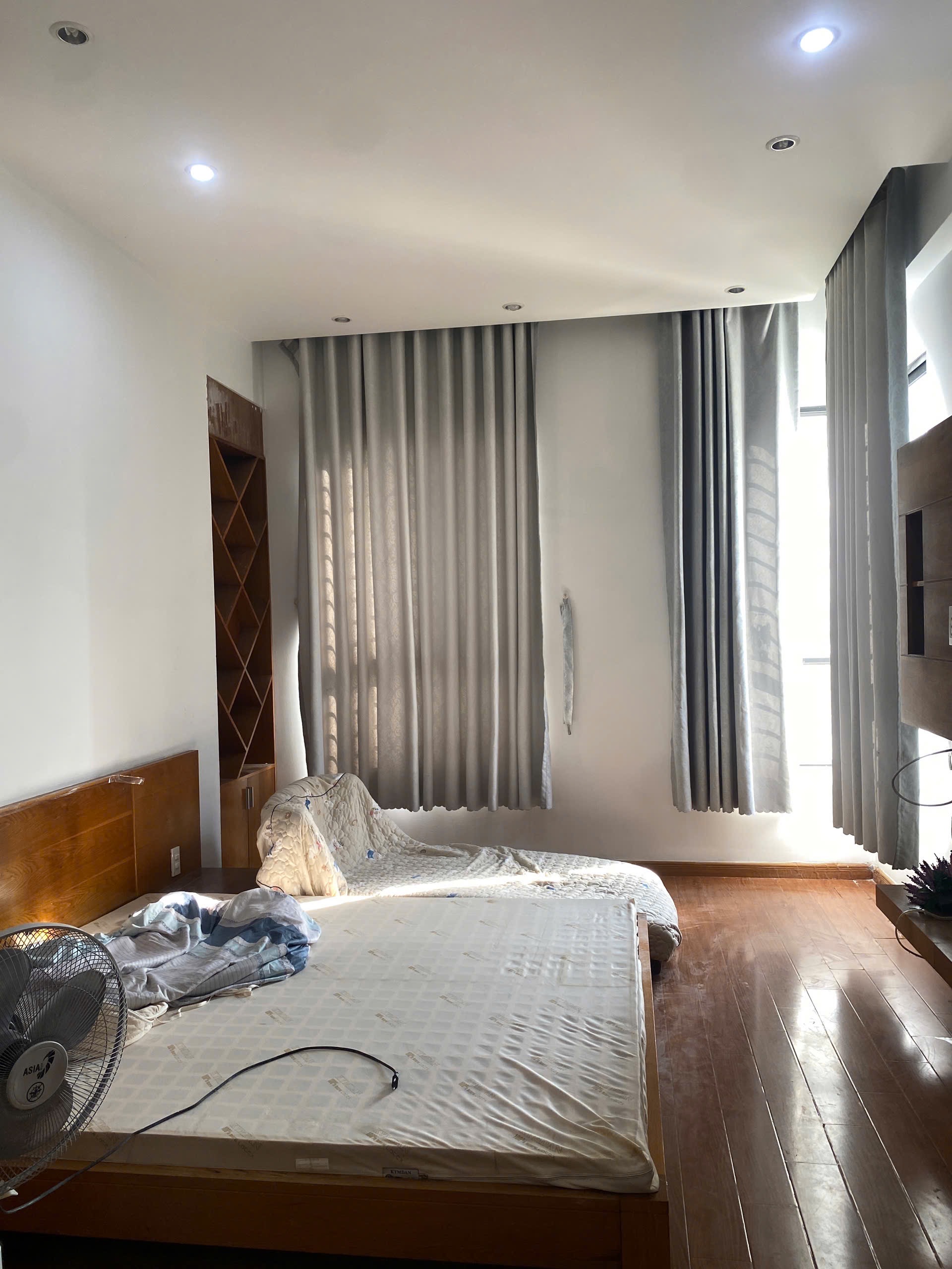 Bán nhanh CHCC ERATOWN 97m2 3PN 2WC