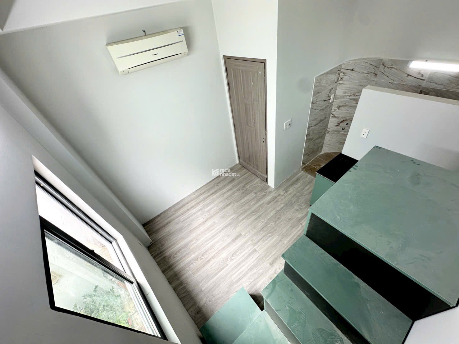 BÁN CHDV 10 PHÒNG FULL NỘI THÁT THU NHẬP 60 TR - 83m2 - 17 TỶ TL  