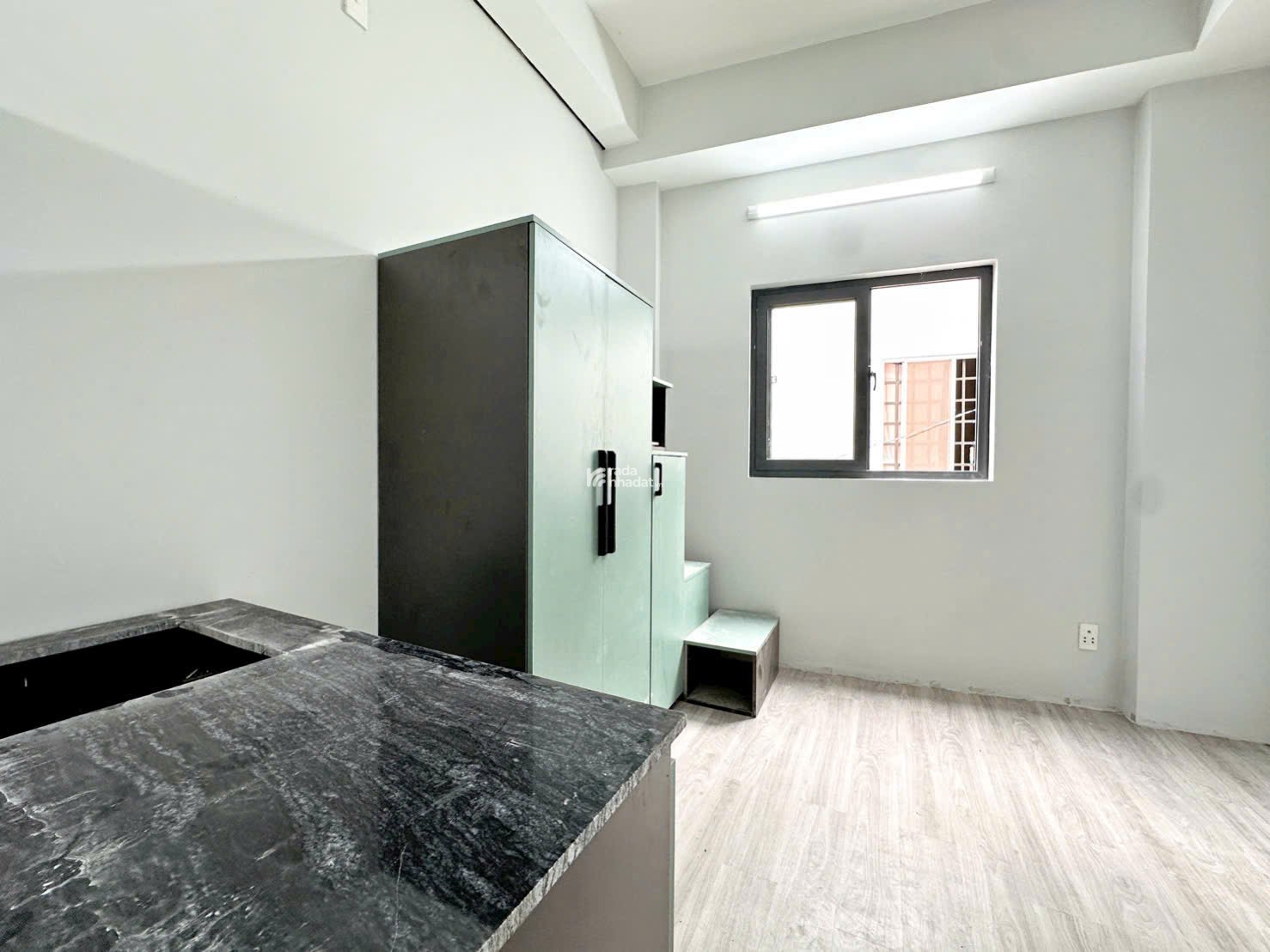 BÁN CHDV 10 PHÒNG FULL NỘI THÁT THU NHẬP 60 TR - 83m2 - 17 TỶ TL  