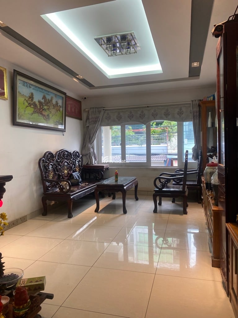 	BÁN NHÀ VILA 4 TẦNG BTCT, PHẠM VĂN CHIÊU GV,DIỆN TÍCH 121M2, GARA XE HƠI