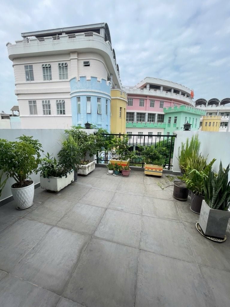 NGAY P.TÂN SƠN NHÌ - Ô TÔ NGỦ TRONG NHÀ - SHR VUÔNG VỨC A4 - 4 X 14M - CHÍNH CHỦ - CHỈ 9.3 TỶ