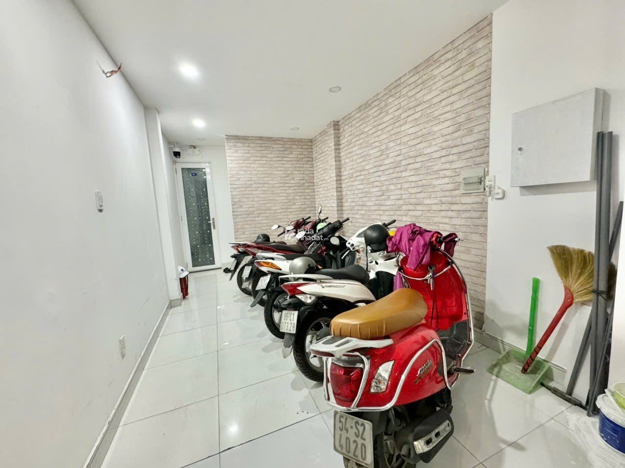 21 CHDV MẶT TIỀN XE TẢI TRÁNH BÙI ĐÌNH TÚY - 80M2 (420) A4 - THU NHẬP 84TR/THÁNG - 17.5 TỶ