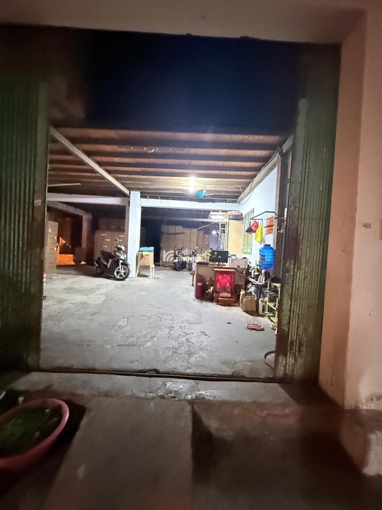 2 MẶT TIỀN ĐƯỜNG - 13x20 - 255M2 - NỞ HẬU - GẦN ĐẦM SEN - 2 TẦNG , 