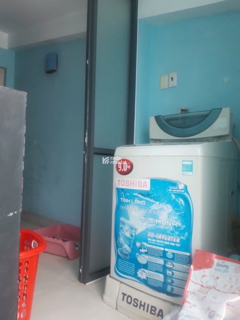 Nhà 1 trệt, lửng, 2 lầu, sân thượng.Xây chắc chắn, 4 PN, 4 WC, 