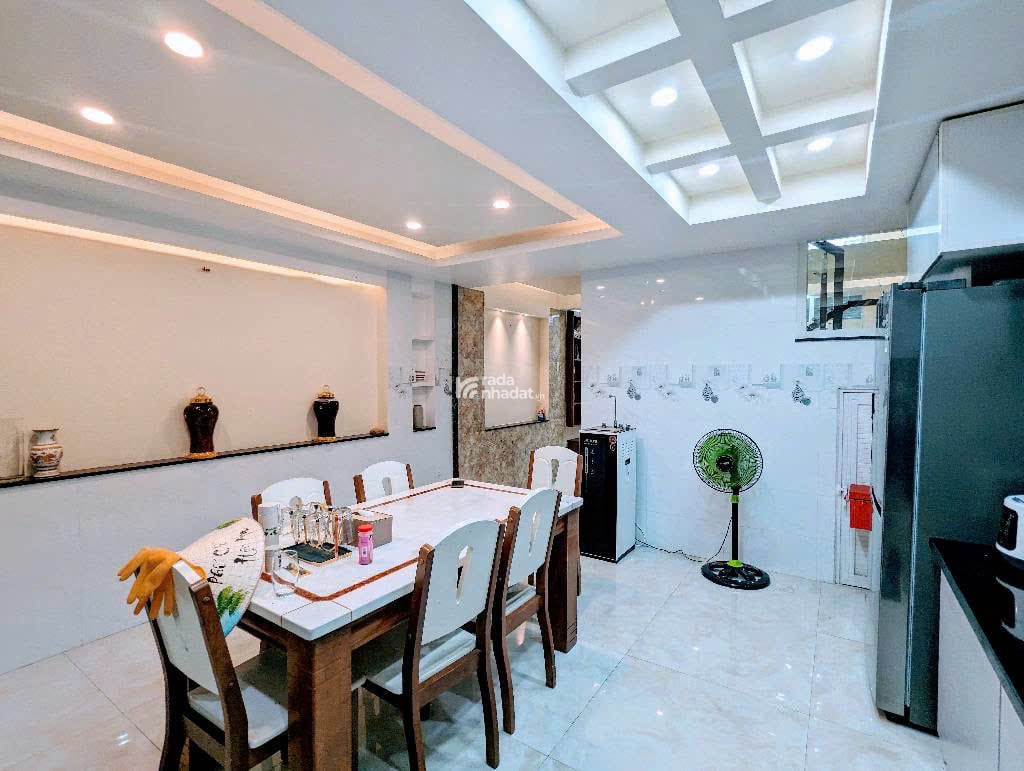 74,7m2 - Giá 7.9 tỷ - HXH Phạm Hữu Lầu giao Nguyễn Lương Bằng, Quận 7