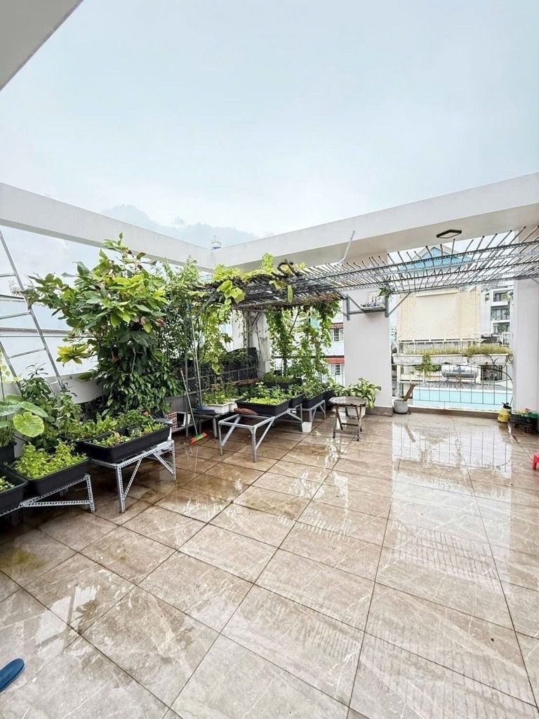 50m2 - 4 Tầng đúc - nhà xây mới - 5 PN - Tặng fulll nội thất - View Landmark,