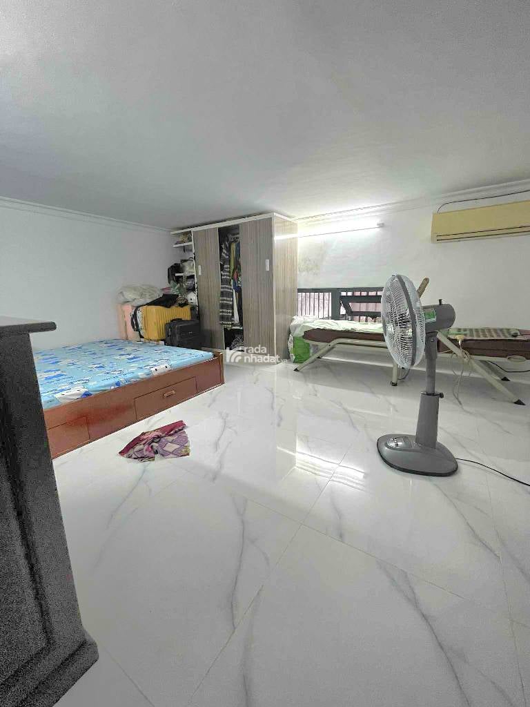 HẺM XE HƠI LÊ THÚC HOẠCH, TÂN PHÚ, CHUẨN 32M2 HIẾM CÓ. GIẢM 450TR CHỈ 4T 