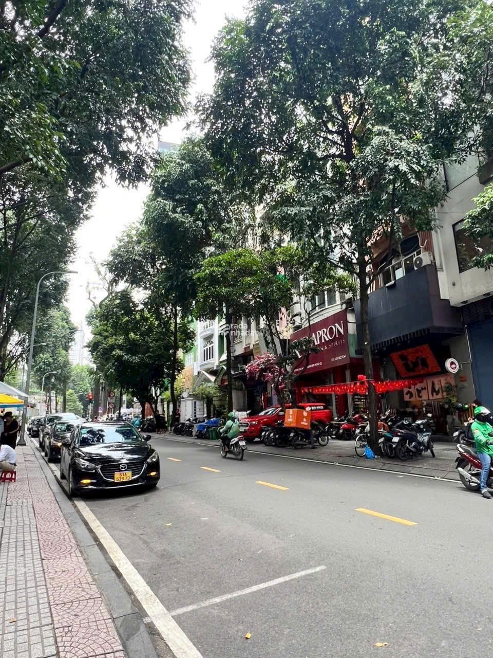 BÁN NHÀ SIÊU HOT MT CHU MẠNH TRINH, P. BẾN NGHÉ - TRUNG TÂM Q. 1; DT: 5x13m - 6 TẦNG - GIÁ 72 TỶ