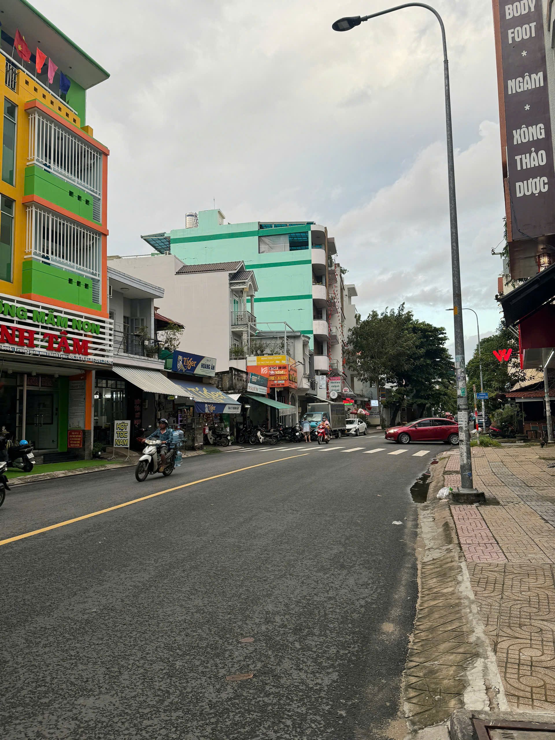 BẤT ĐỘNG SẢN GIÁ TỐT- KHU TRUNG TÂM TÂN PHÚ - MTKD 