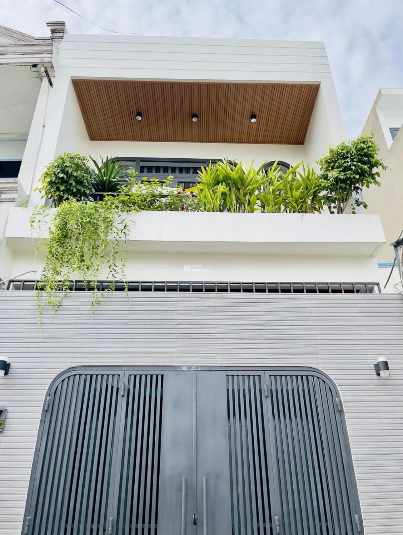 Chủ cần bán nhà Đường Nơ Trang Long Bình Thạnh 65m2 Giá 3ty120 lh Vân xem 