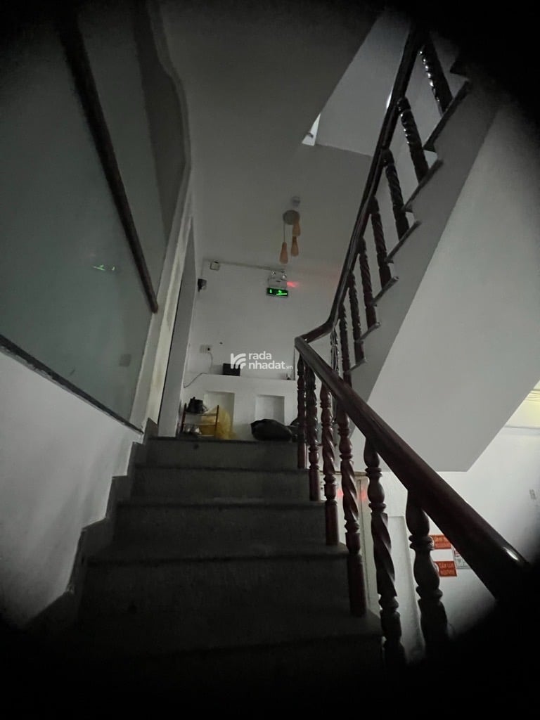 HẺM XE HƠI XÔ VIẾT NGHỆ TĨNH, BÌNH THẠNH, 5 TẦNG MỚI Ở NGAY. GIẢM 350TR CHỈ CÒN 9.65T TL 