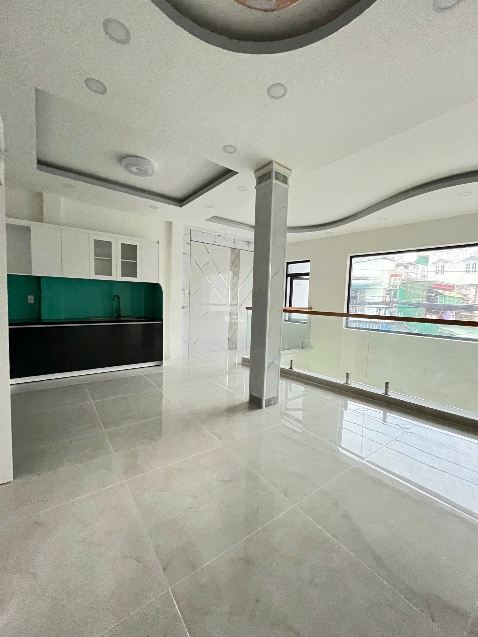 MTKD đường Lương Thế Vinh, 97m2 ngang 6m, 4 tầng, Chỉ 14.7 Tỷ, Kinh doanh sầm uất