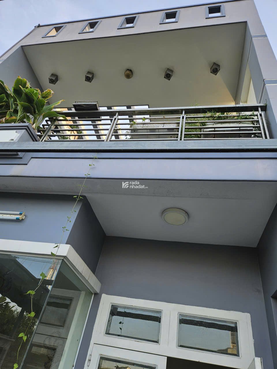 Nhà HXH đường Gòi cát DT 80m, 3 tầng vị trí đẹp