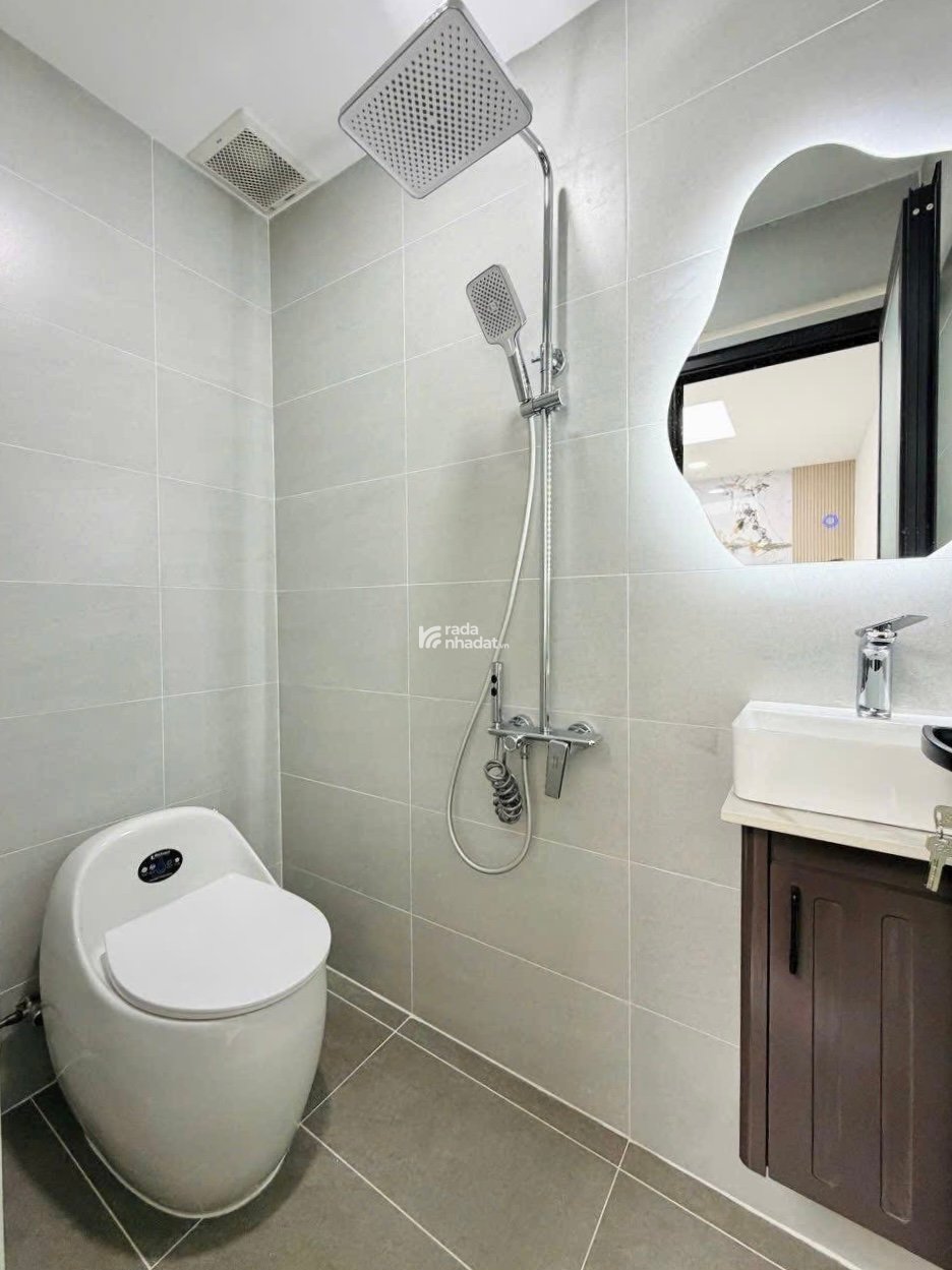 Đầy đủ nội thất chỉ 2tỷ870 , nhà đường Lê Trực Q Bình Thạnh, 33m2 , 2 Tầng