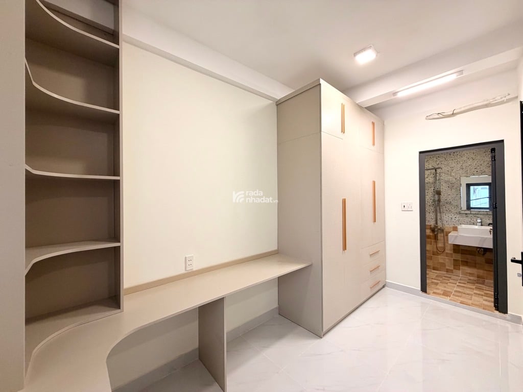 CHDV NGAY VINCOM PLAZA - HẺM XE HƠI NGUYỄN XÍ PHƯỜNG BÌNH THẠNH - 4 TẦNG 50M2 - DÒNG TIỀN 35TR/T