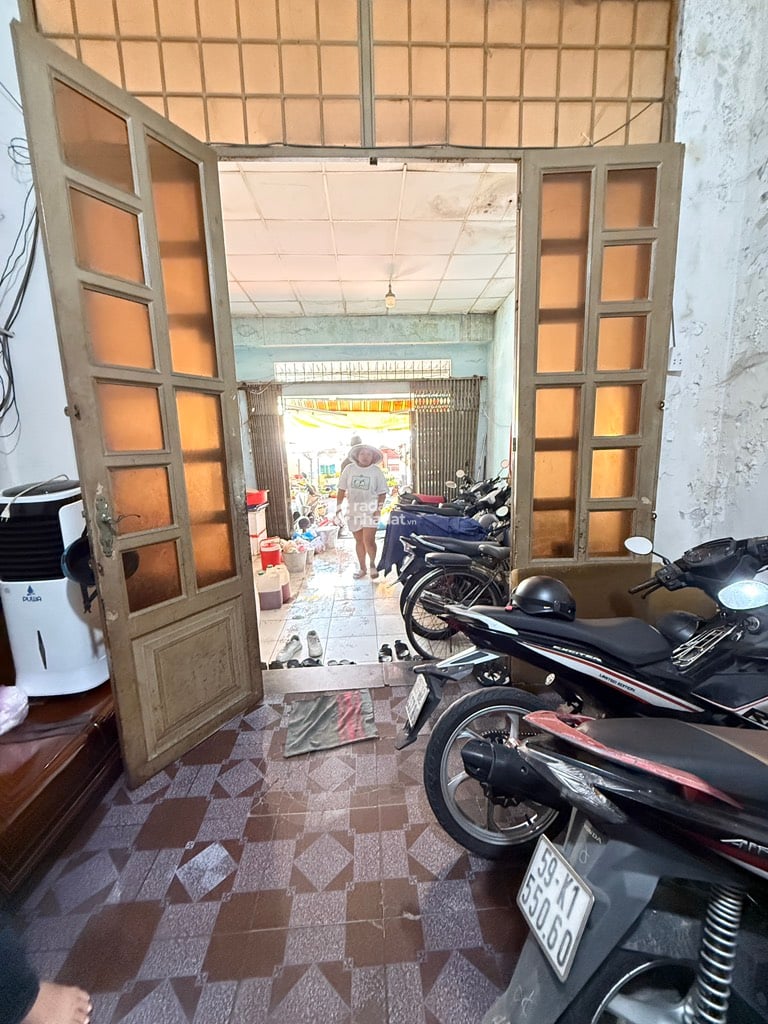 MẶT TIỀN KINH DOANH TÂN PHÚ - 82M2 - NGANG 4.1M - MUA TIỆN XÂY MỚI - 4 TẦNG - SỔ A4 -