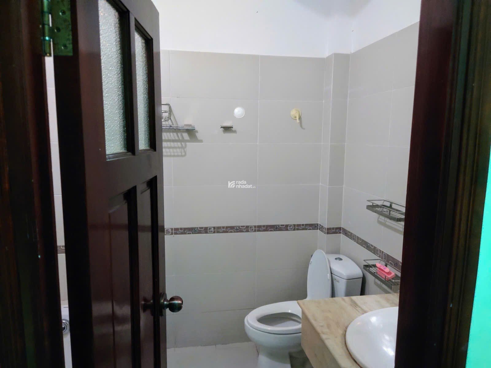 GIẢM SỐC 4 TỶ - MẶT TIỀN HOA LAN PHÚ NHUẬN - 6PN - 1 HẦM - KINH DOANH VIP