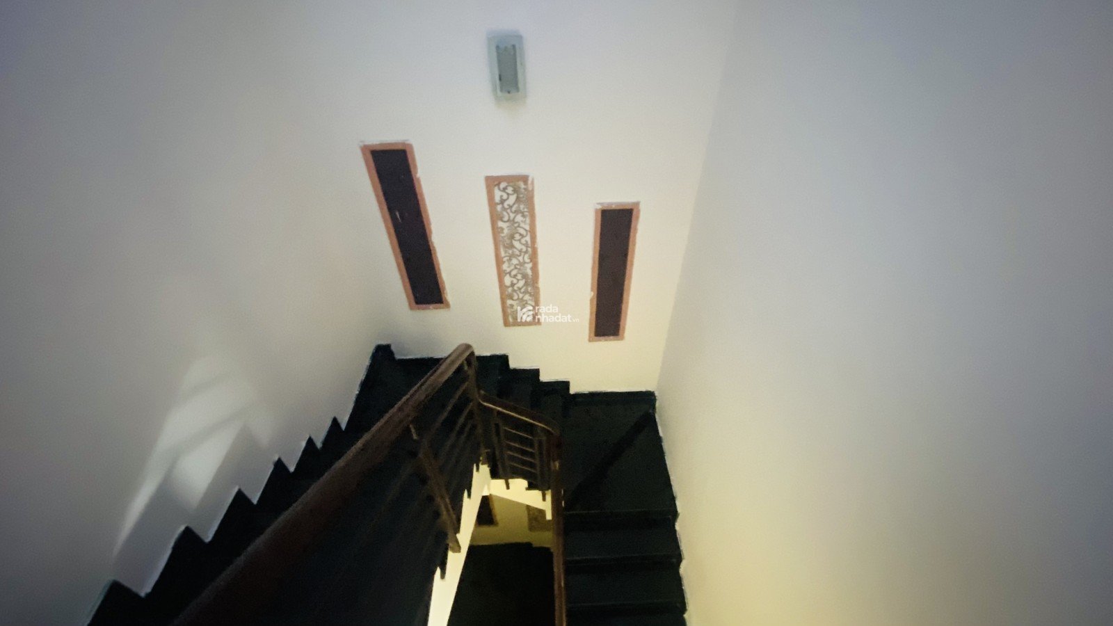 Bán nhà Hoàng Văn Thụ, Út Tịch, Tân Bình, 4mx14m, 4 tầng, 8.9 tỷ.