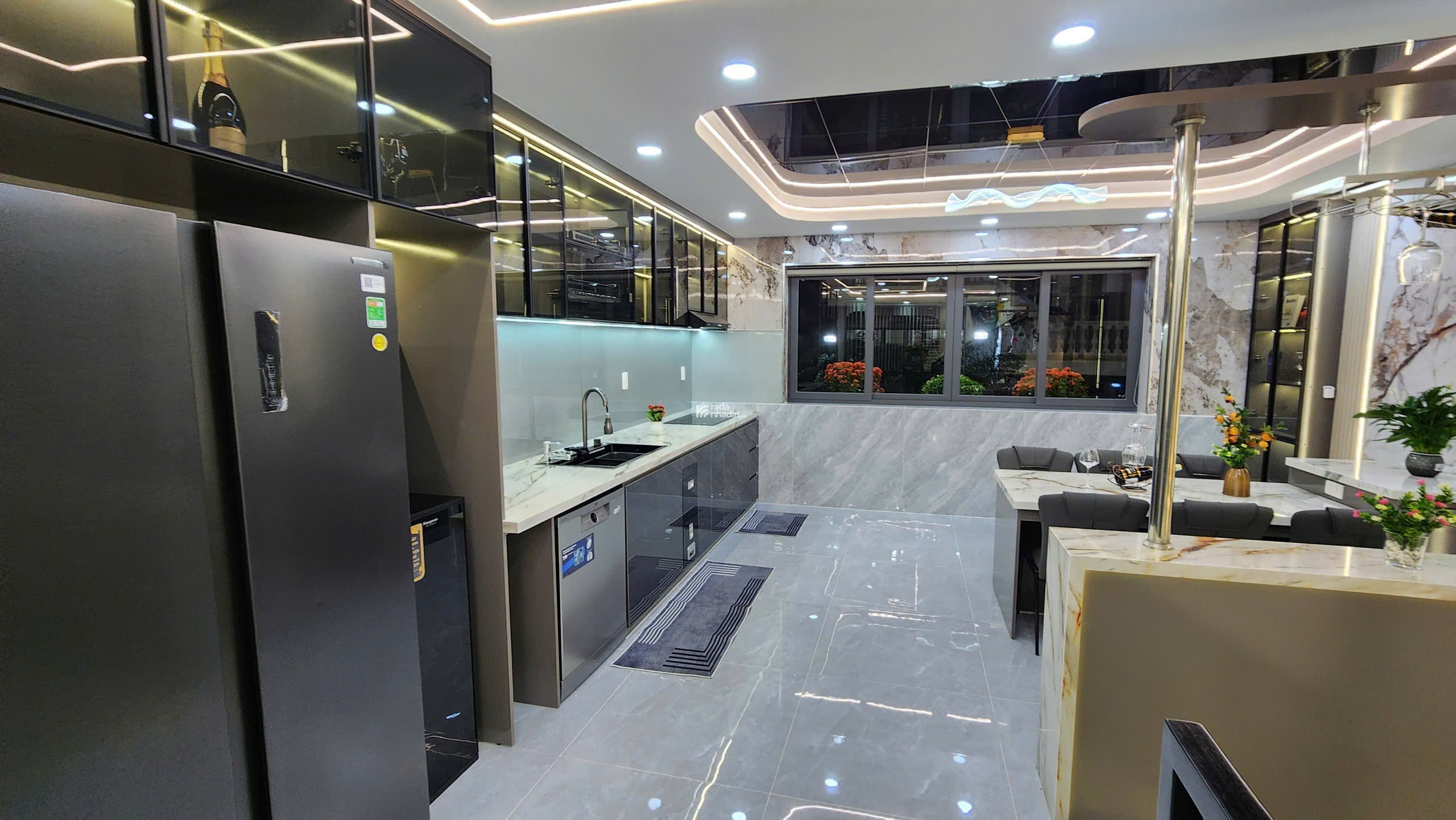 Nhà đẹp 4 Tầng khu dân cư VIP, 5X12M - Đồng bộ Thạnh Xuân 25