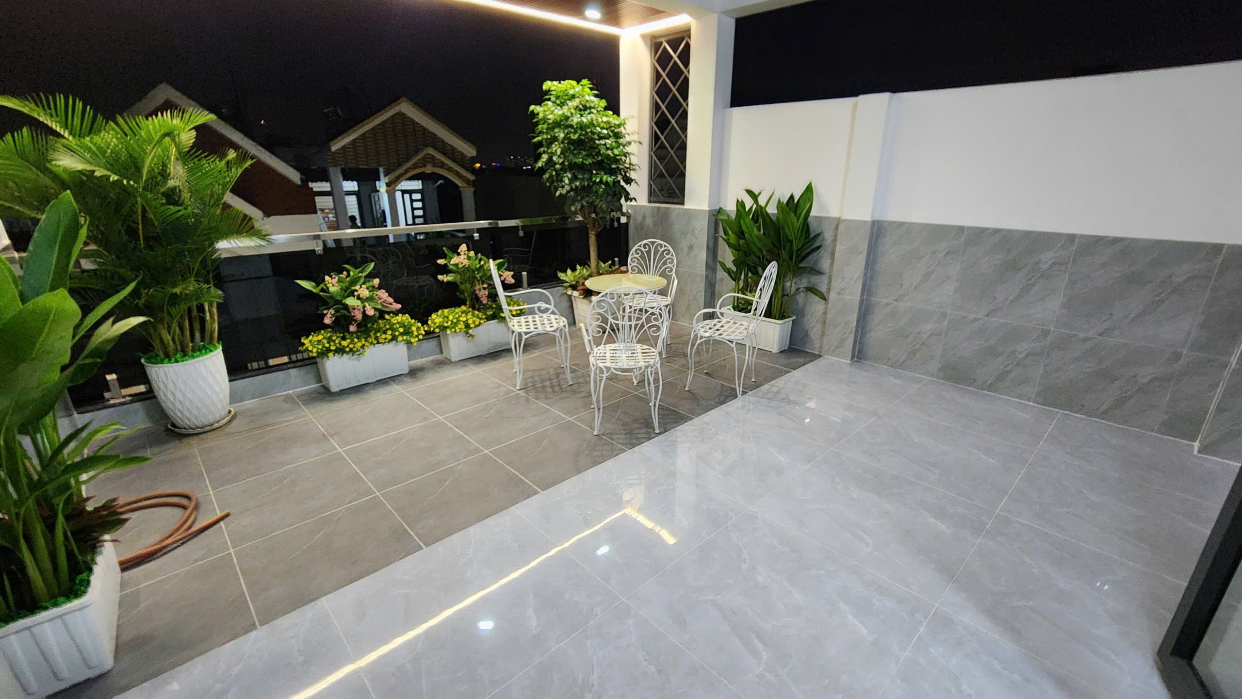 Nhà đẹp 4 Tầng khu dân cư VIP, 5X12M - Đồng bộ Thạnh Xuân 25