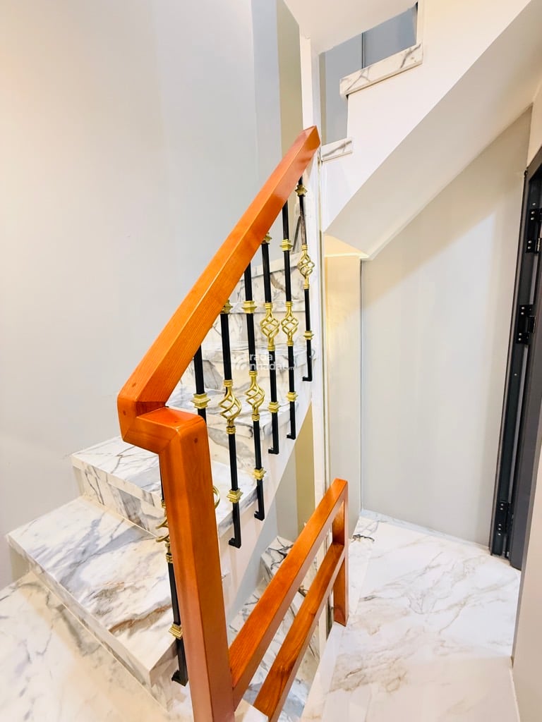 CỰC PHẨM TÂN BÌNH - HẼM XE HƠI GẦN MẶT TIỀN - 3 TẦNG ĐẸP LUNG LINH - FULL NỘI THẤT - CHỈ 4.1 TỶ