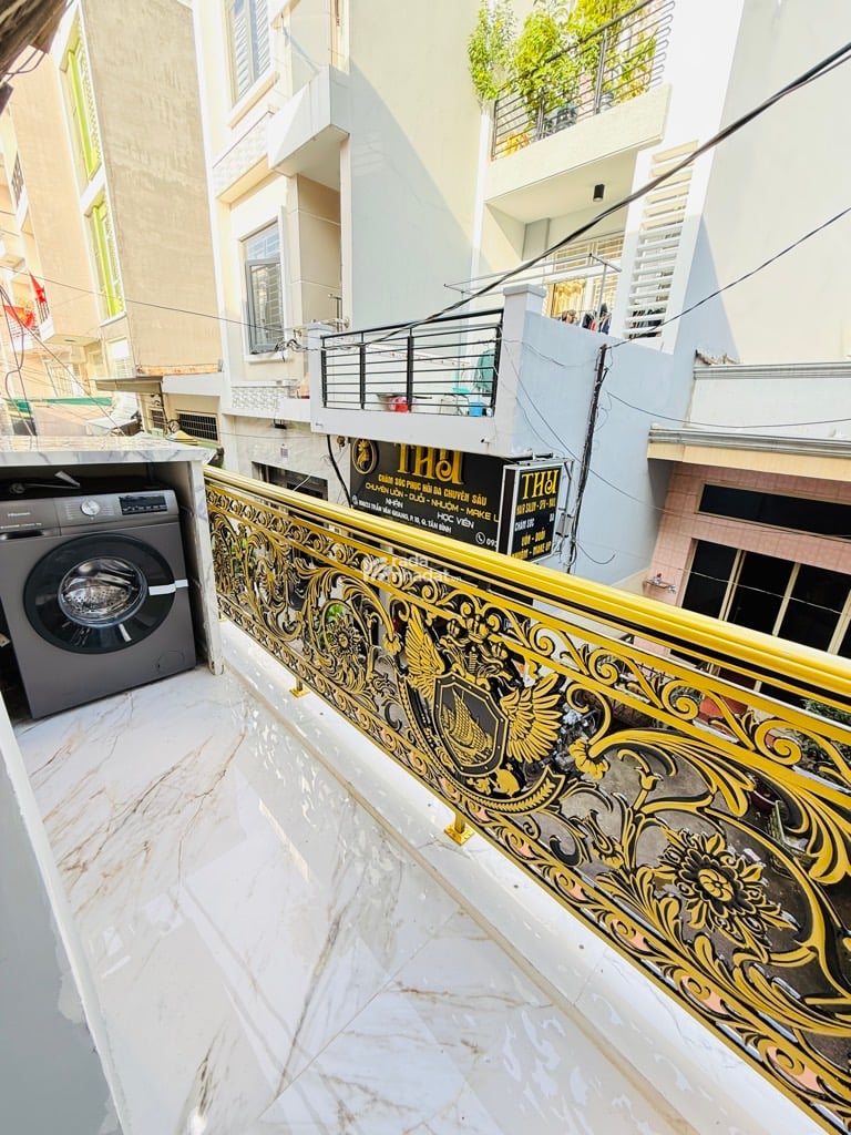 CỰC PHẨM TÂN BÌNH - HẼM XE HƠI GẦN MẶT TIỀN - 3 TẦNG ĐẸP LUNG LINH - FULL NỘI THẤT - CHỈ 4.1 TỶ