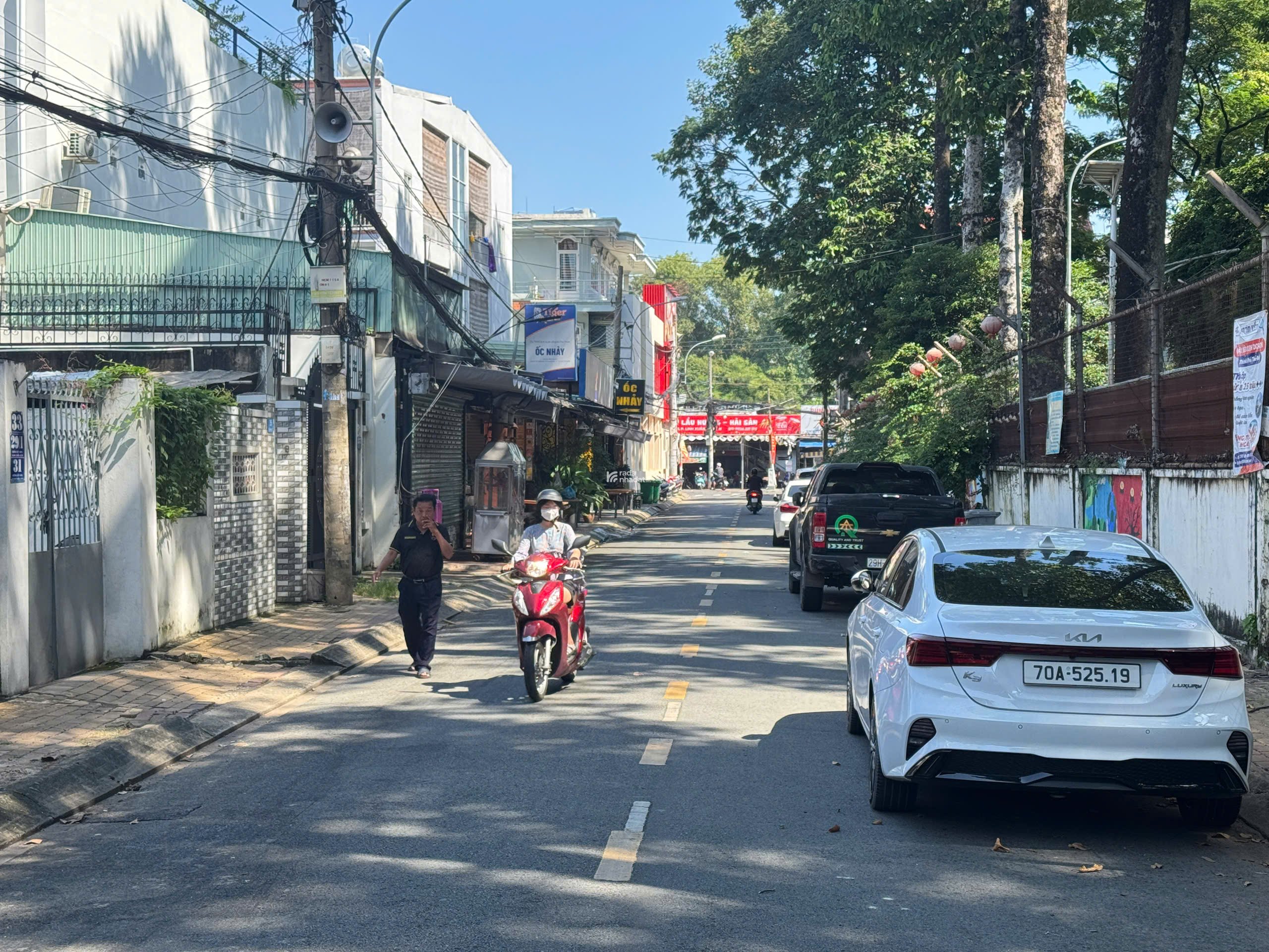 Bán nhà mặt tiền đối diện đại học Sư Phạm Kỹ Thuật, Thủ Đức