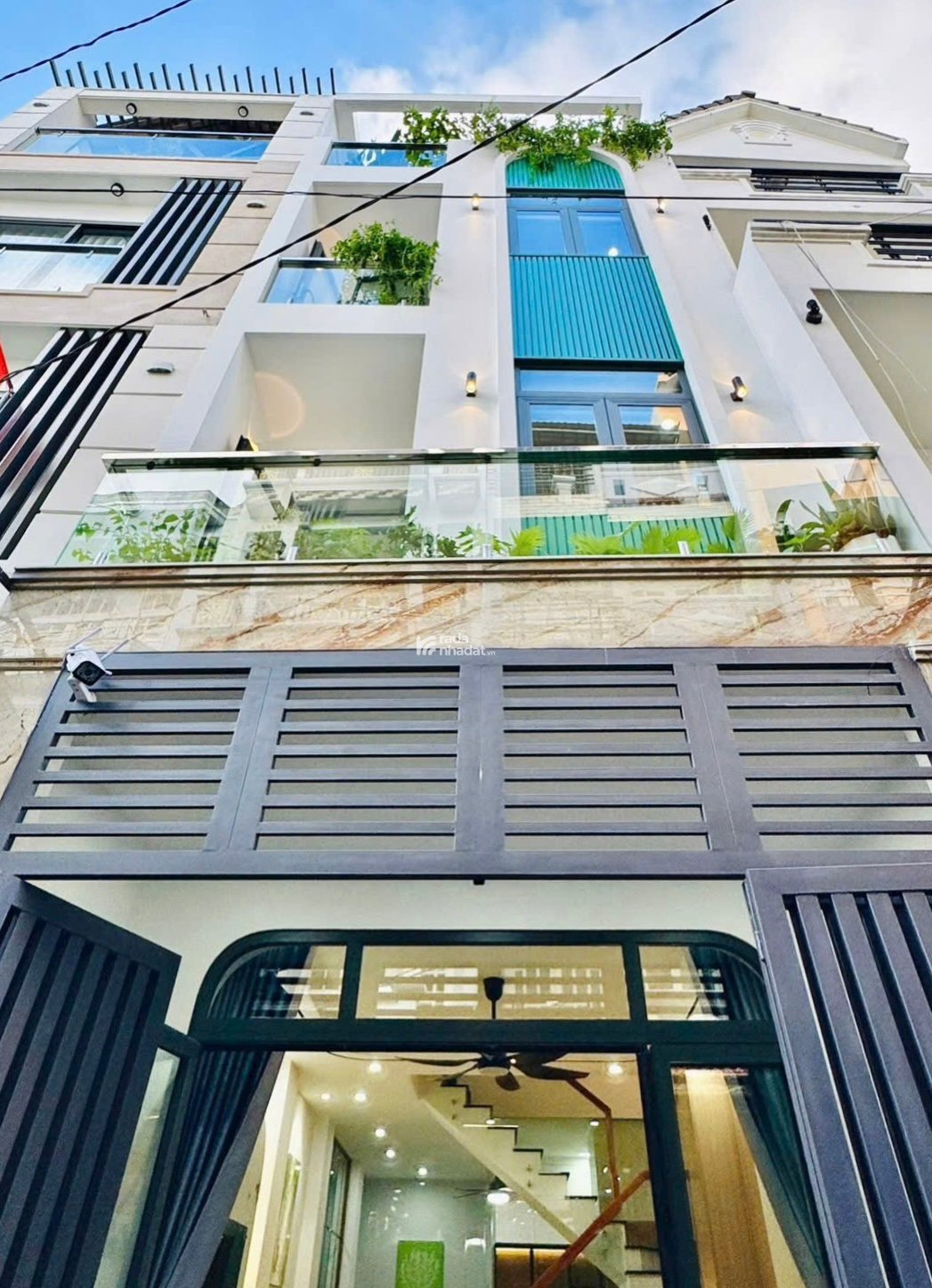 Bán nhà gấp Lê Văn Duyệt Q Bình Thạnh - 2 tỷ 470 -  4PN - SHR -  gần chợ Bà Chiểu 