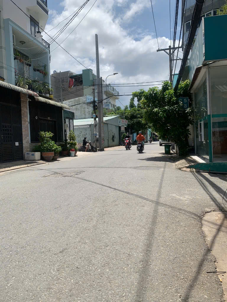 BÁN NHÀ ĐƯỜNG LÊ ĐÌNH CẨN,NGAY CHỢ,HẺM 8M (8m x 15m x 2 TẦNG) 9 TỶ 450 TL