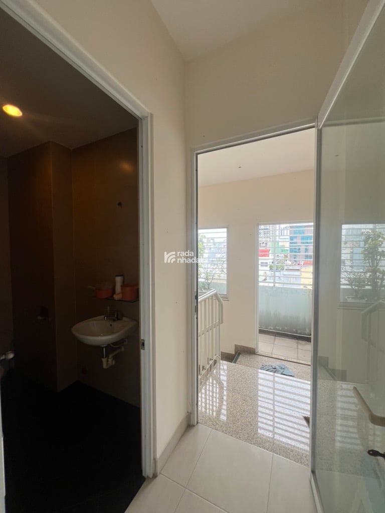 NHÀ 6 TẦNG  Ô TÔ ĐẬU NHÀ  KHU VIP 3/2 QUẬN 10