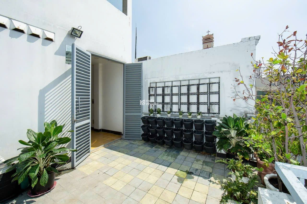 SIÊU PHẨM nhà HẺM XE TẢI tại quận 1 với diện tích 72m2 giá chỉ 21 tỷ