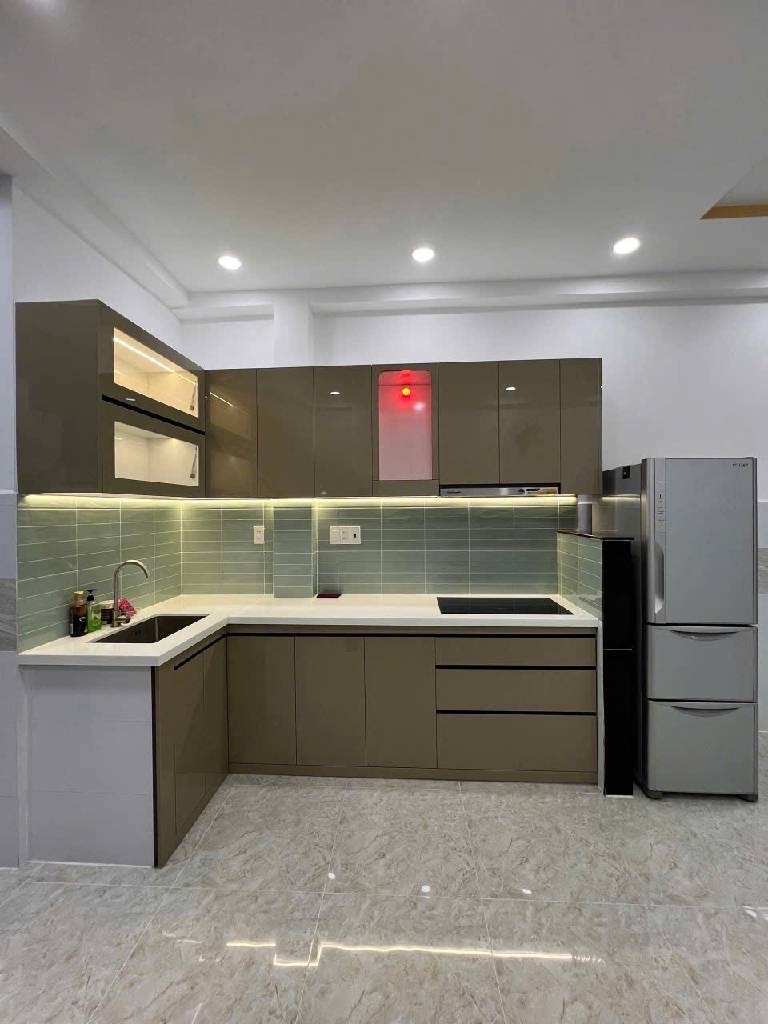 HẺM XE TẢI - NGAY NGÃ TƯ 4 XÃ - TIẾP GIÁP LÊ VĂN QUỚI, HOÀ BÌNH, BÌNH LONG, NGAY CHỢ - NHÀ MỚI ĐẸP