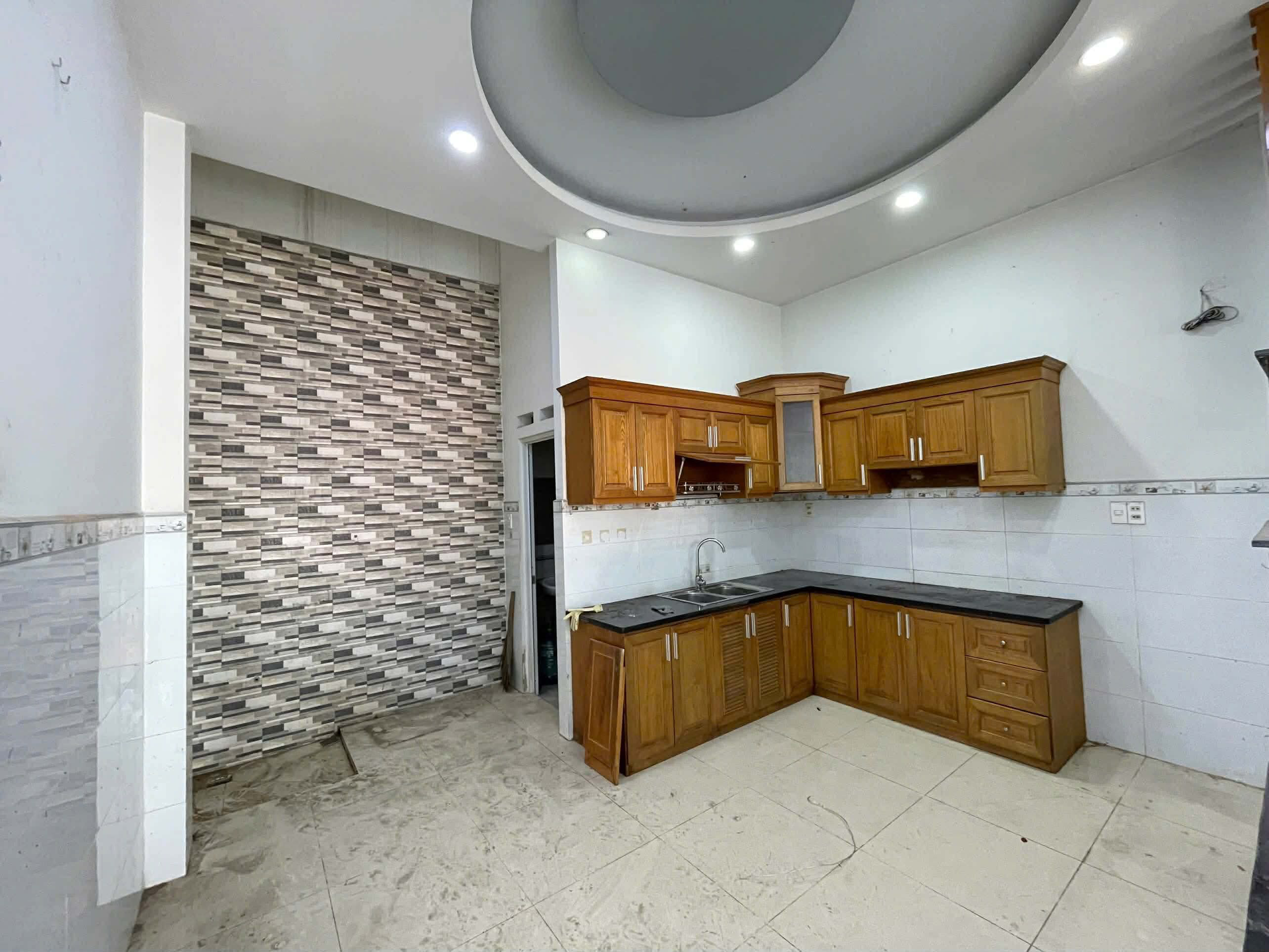 BÁN NHÀ 4.5 X 15 , ĐƯỜNG DỌC KÊNH, XE TẢI THÔNG, TRẦN QUANG CƠ, HIỆP THÀNH, Q12, GIÁ 6.3 TỶ 