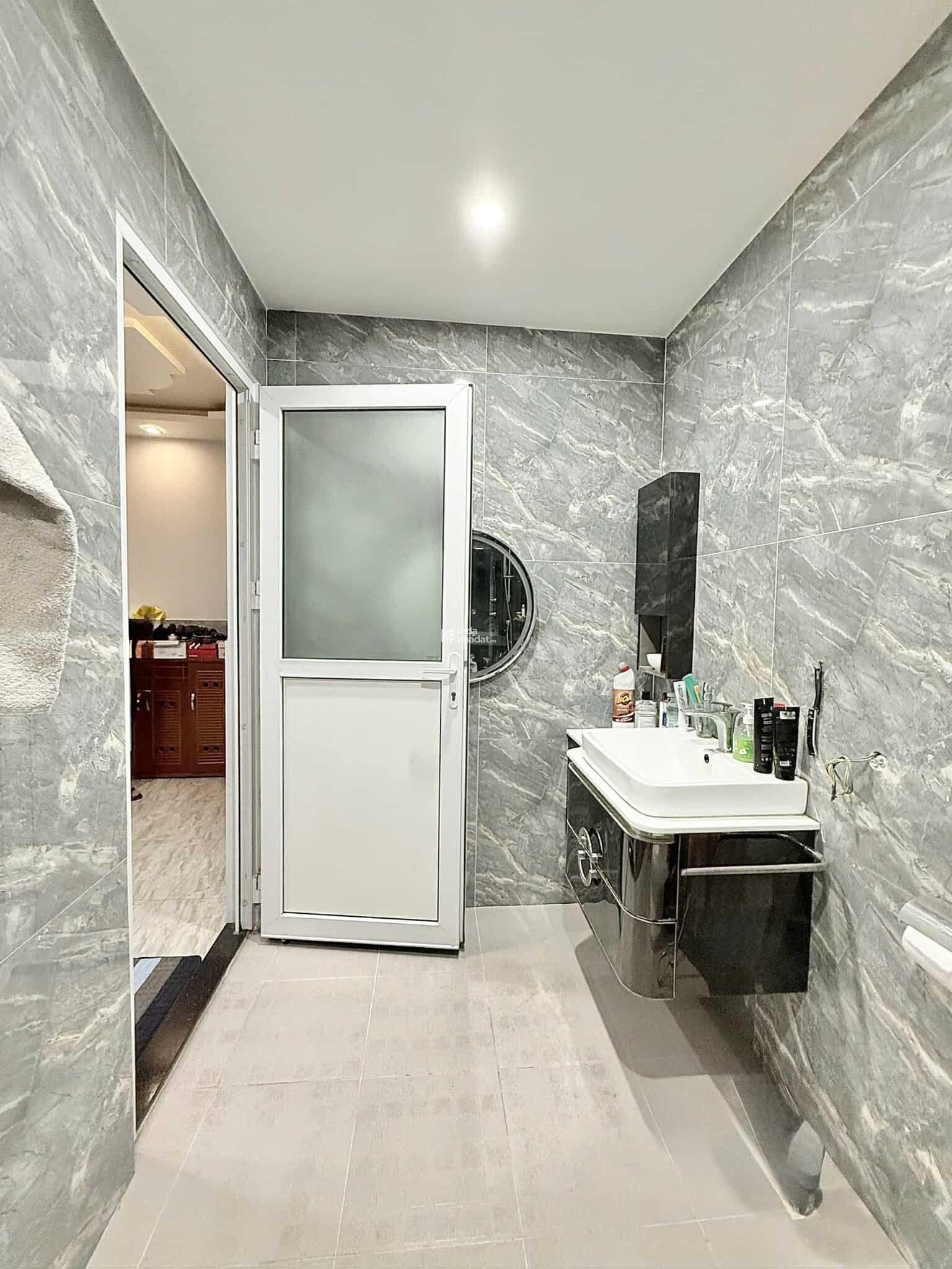 MẶT TIỀN 5 TẦNG 150m2 NGUYỄN VĂN CÔNG - 7.3m NH 11.6m  20m - 27 TỶ