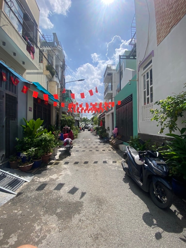 GẦN NGÃ TƯ NGUYỄN VĂN LINH- QUỐC LỘ 50 -PHONG PHÚ- BÌNH CHÁNH -DT: 4*14M - 5 TỶ 190