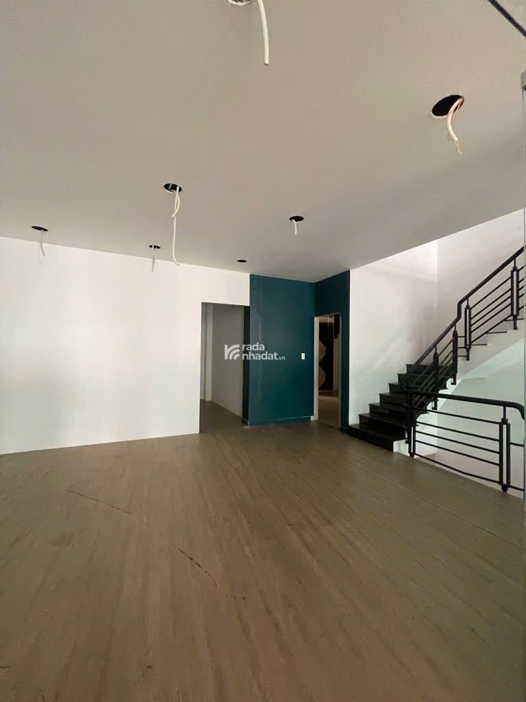 Tòa nhà 5 tầng MT đường Gò Dầu, 216m2, ngang 10m, Doanh thu hơn 2 tỷ