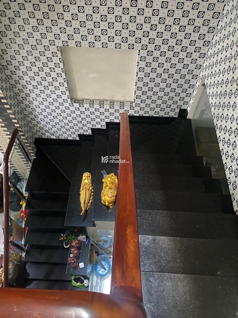 NGAY CHỢ VẢI, MTKD KÊNH TÂN HÓA, TÂN PHÚ, 147M2 HIẾM CÓ. GIẢM 550TR CHỈ CÒN 19.5T TL TỐT