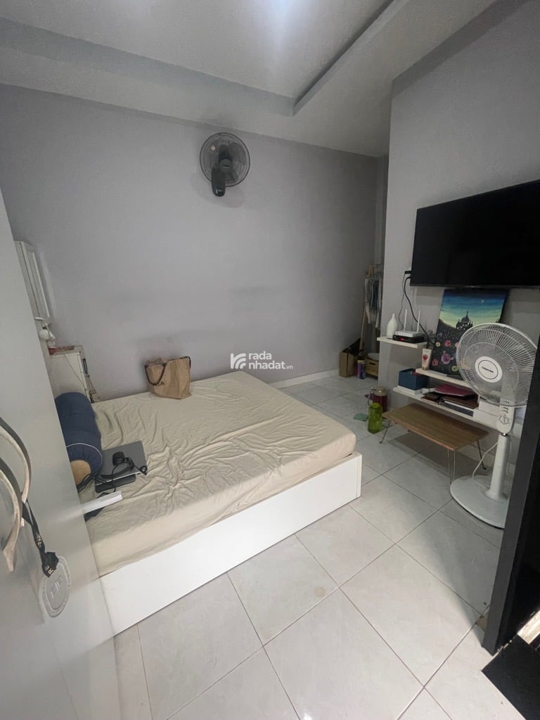 NGAY CHỢ BÀ CHIỂU, GIÁ SIÊU RẺ. VŨ TÙNG, BÌNH THẠNH, 25M2 Ở NGAY. GIẢM 350TR CHỈ 2.6T 