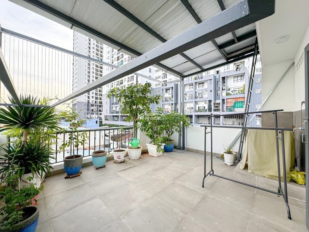 Bán CHDV 4 tầng dòng tiền 30tr/tháng ngay Lâm Văn Bền Q7 - DT sàn 240m2 7pn - chỉ 7.6 tỷ