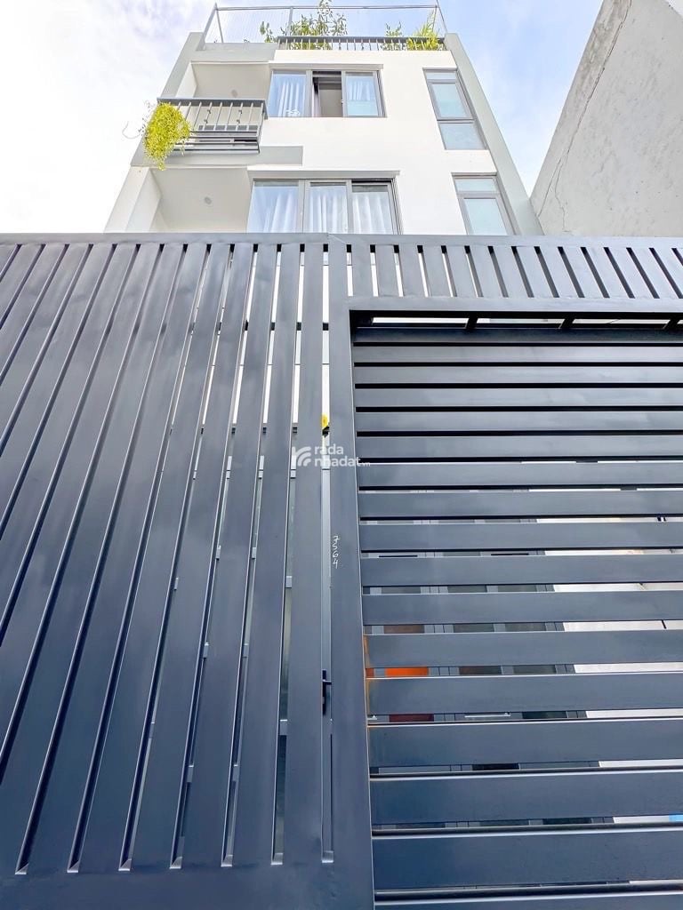 Bán CHDV 4 tầng dòng tiền 30tr/tháng ngay Lâm Văn Bền Q7 - DT sàn 240m2 7pn - chỉ 7.6 tỷ