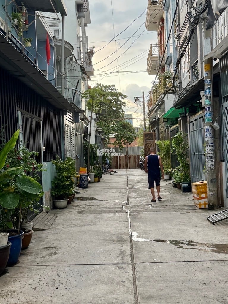 Bán nhà gần bình long lê văn qưới  văn cao