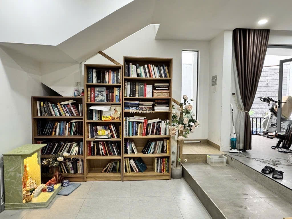 Biệt Thự Mini Có Hồ Bơi Giữa Lòng Bình Thạnh - Giá Tốt Đủ Nội Thất - 100m2 Đất Sạch Đẹp Thoáng