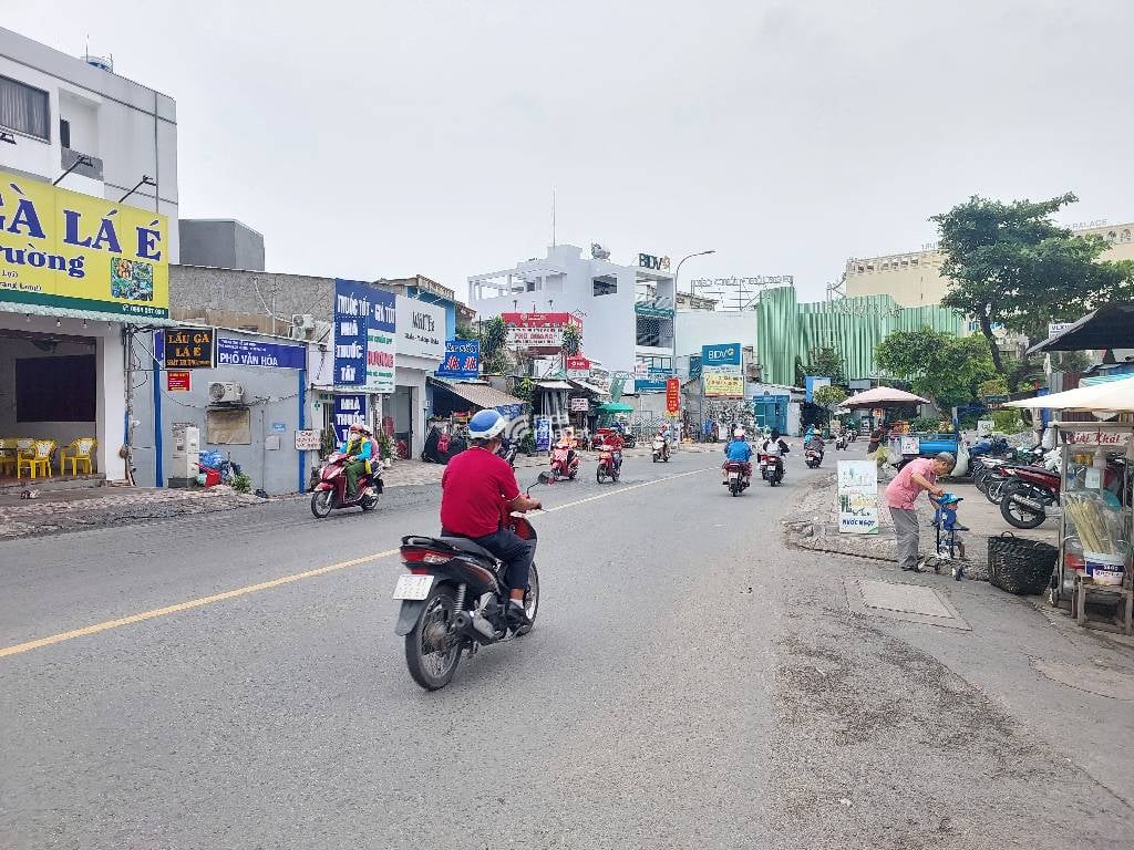 HẺM XE HƠI NƠ TRANG LONG, BÌNH THẠNH, 72M2 MỘT ĐỜI CHỦ TIỆN XÂY. GIẢM 650TR CHỈ 10T TL 